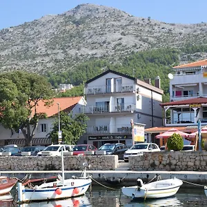 Tota Starigrad Paklenica