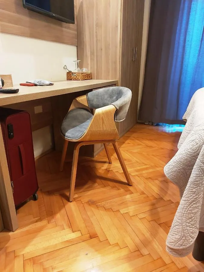 Villa B&B Marina & Parking Free Rovinj 4*,  Croácia