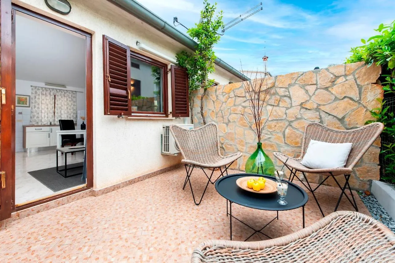 Nocleg ze śniadaniem Villa B&B Marina & Parking Free Rovinj